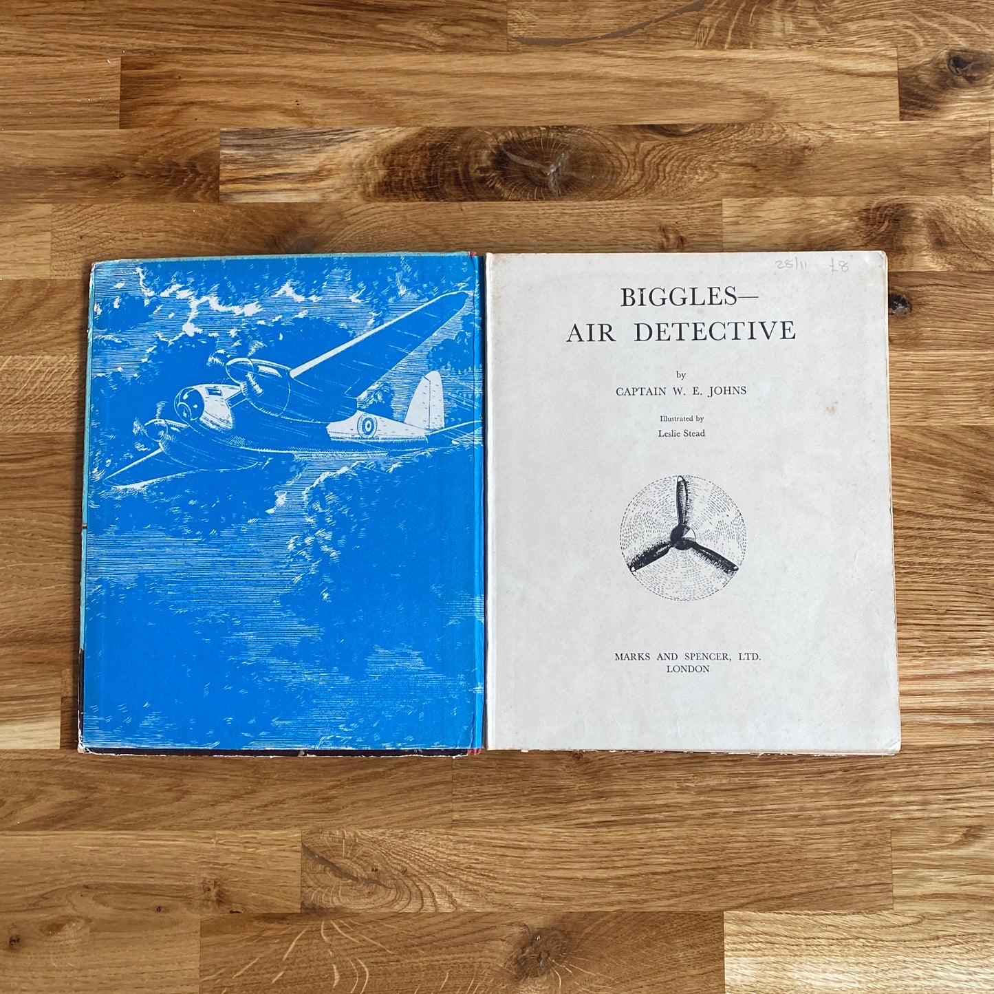 Vintage Book Biggles - Air Detective by Capt. W. E. Johns