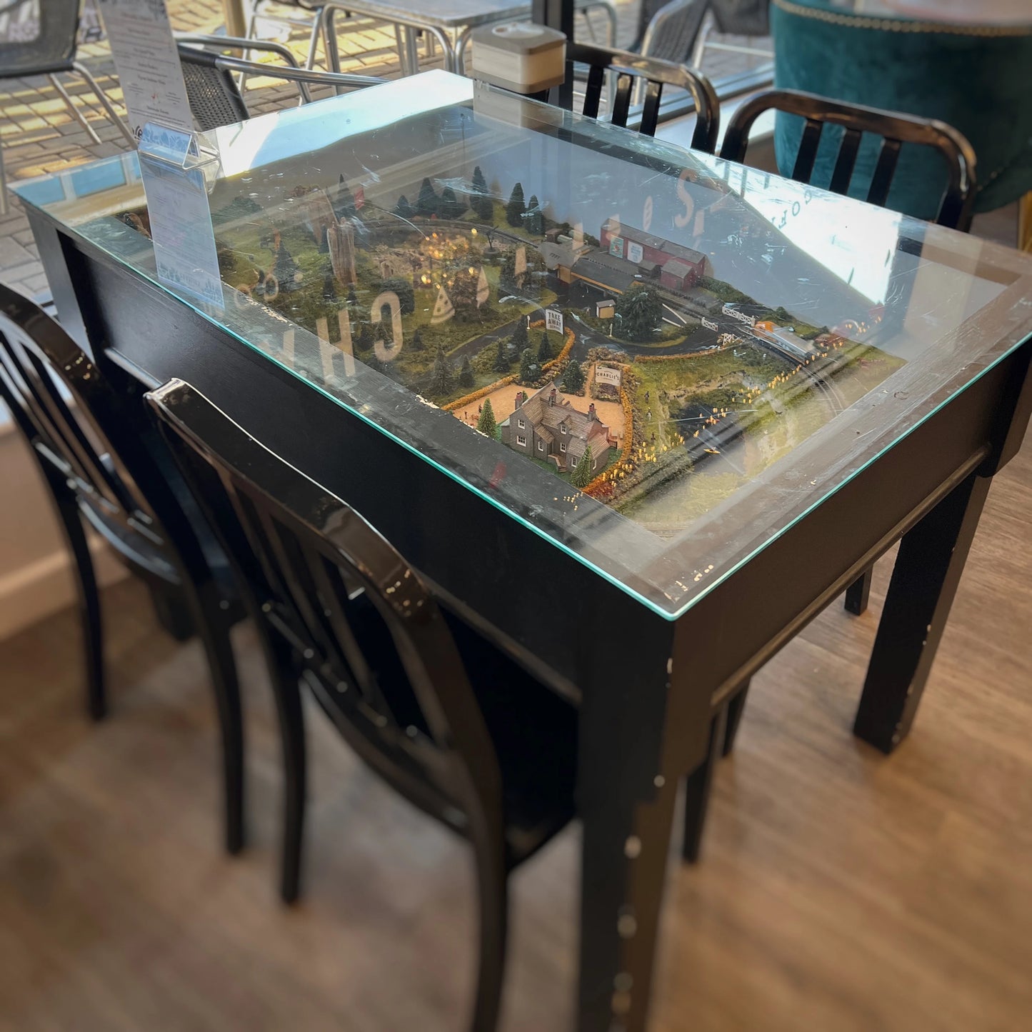 Dining Room | Office | Café | Shop | Restaurant Model Railway Table