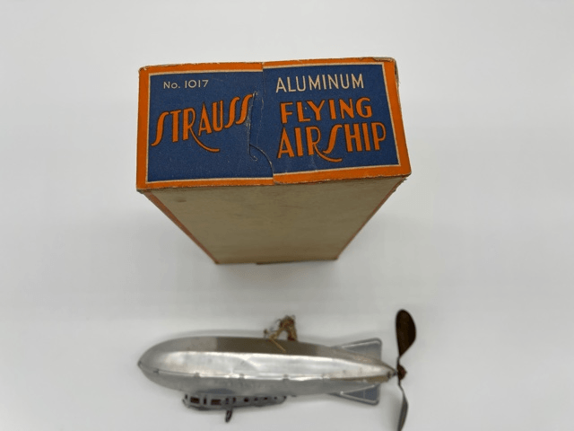 Strauss Aluminium Flying Airship