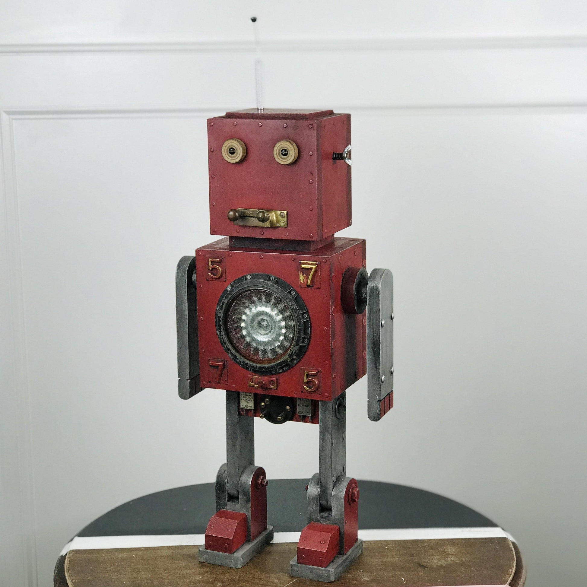 Robot 57/75 Matt Brown Makes