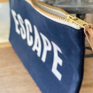 FORESTBOUND ESCAPE Travel Clutch Navy Blue - Harold&Charles