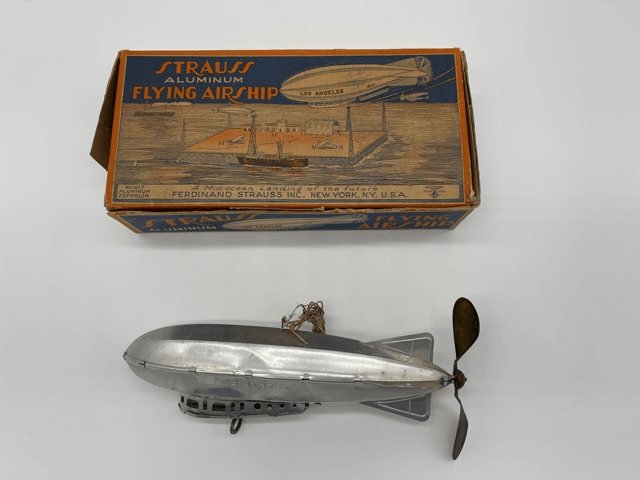 Strauss Aluminium Flying Airship